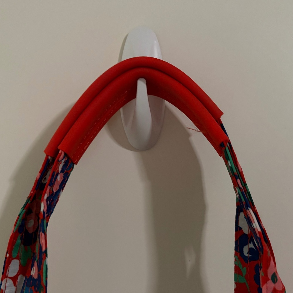 Lug Jumper Crossbody - Picture 6 of 11